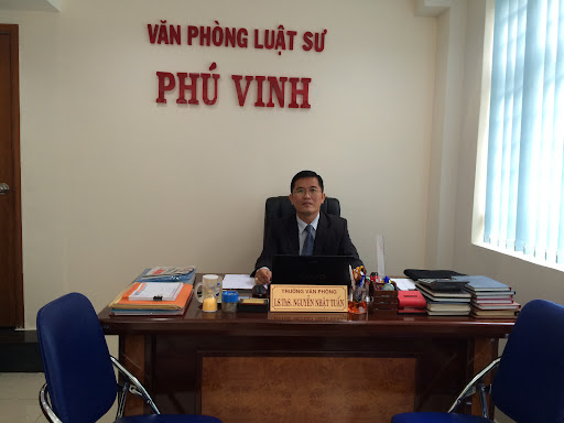 Luật sư Nguyễn Phú Vinh