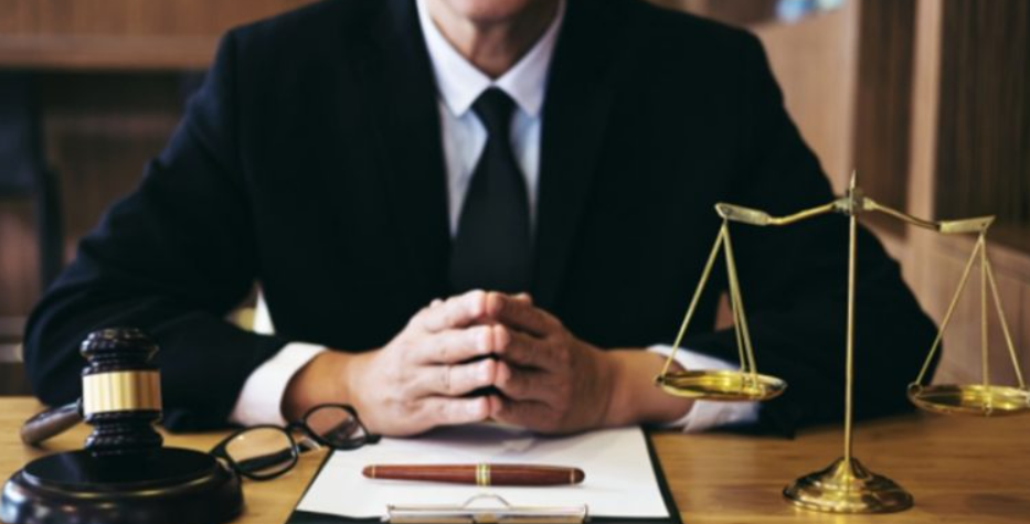 Dịch vụ đại diện pháp luật