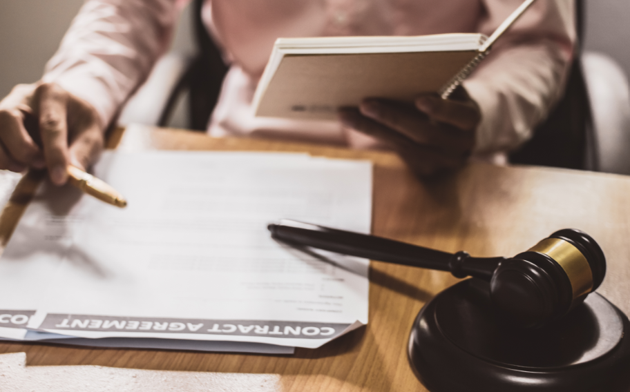 Tòa án tiến hành hòa giải để các bên tự thỏa thuận