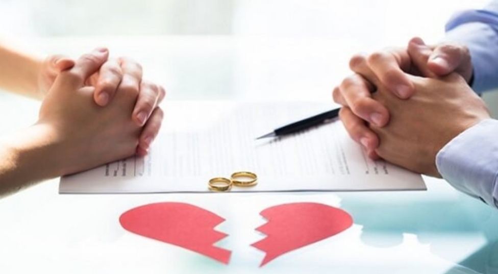 Giải quyết ly hôn và phân chia tài sản