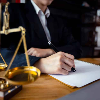 Luật sư chuyên tranh tụng khác gì luật sư tư vấn? Cách lựa chọn đúng nhu cầu