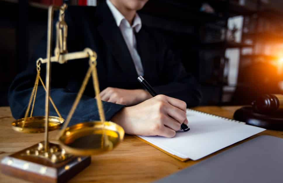 Luật Sư Tư Vấn: "cố vấn" pháp lý đáng tin cậy