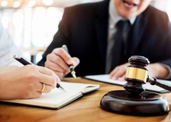 Luật sư đại diện ngoài tố tụng: Vai trò trong đàm phán và hòa giải tranh chấp